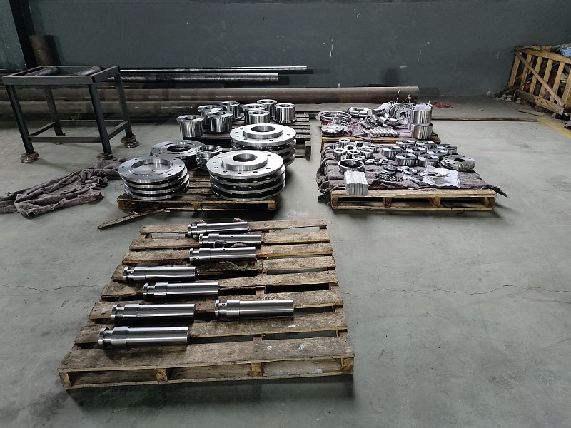 齿轮轴及大齿轮